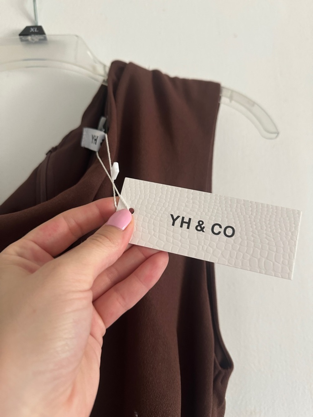 NWT YH & CO Sleek Sleeveless Brown Draped Women’s Dress - Picture 4 of 9